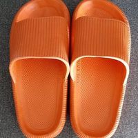 Relax Vital Original Wolkenslipper, Tolle Farbe NEU! Bayern - Baiersdorf Vorschau