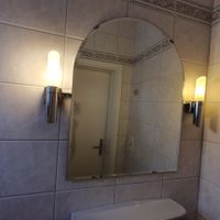 Badezimmer Spiegel mit 2 Leuchten Nordrhein-Westfalen - Jüchen Vorschau