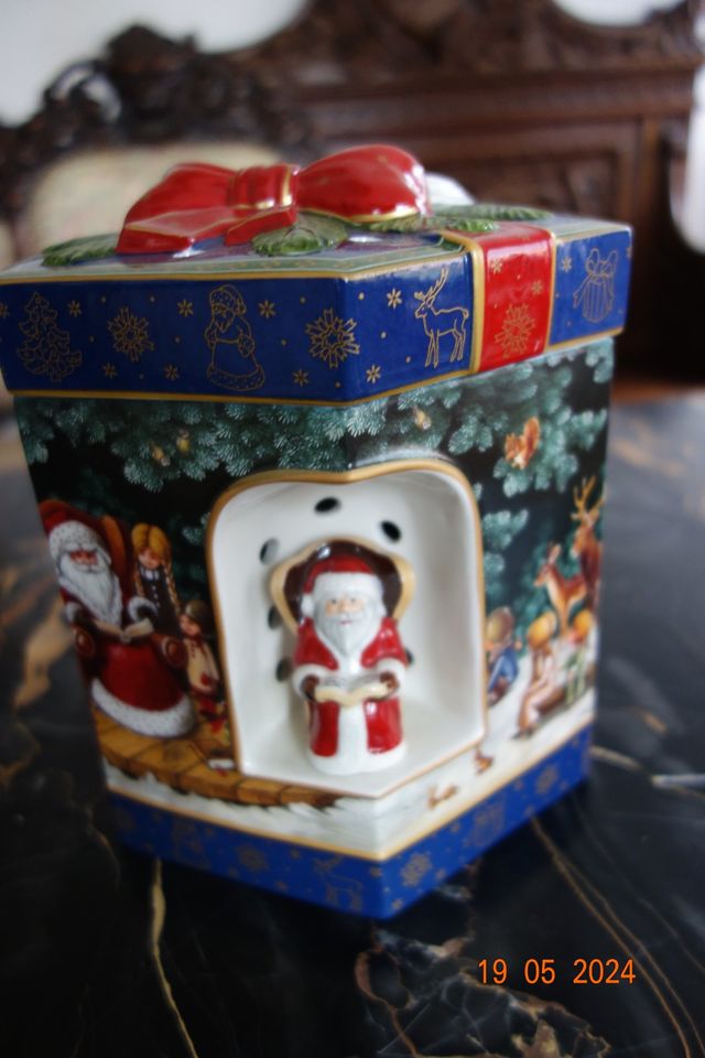 Villeroy & Boch Christmas Toys Spieluhr Santa Claus Is Coming To in Stuttgart