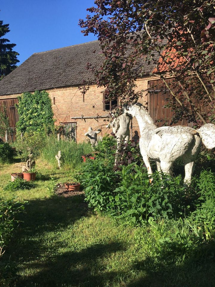 Vierseitenhof Neuhardenberg denkmalgeschützt in Neuhardenberg