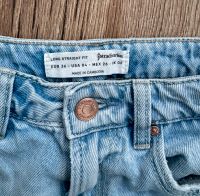 Stradivarius Jeans long straight fit hellblau Größe 36 Hessen - Bad Vilbel Vorschau