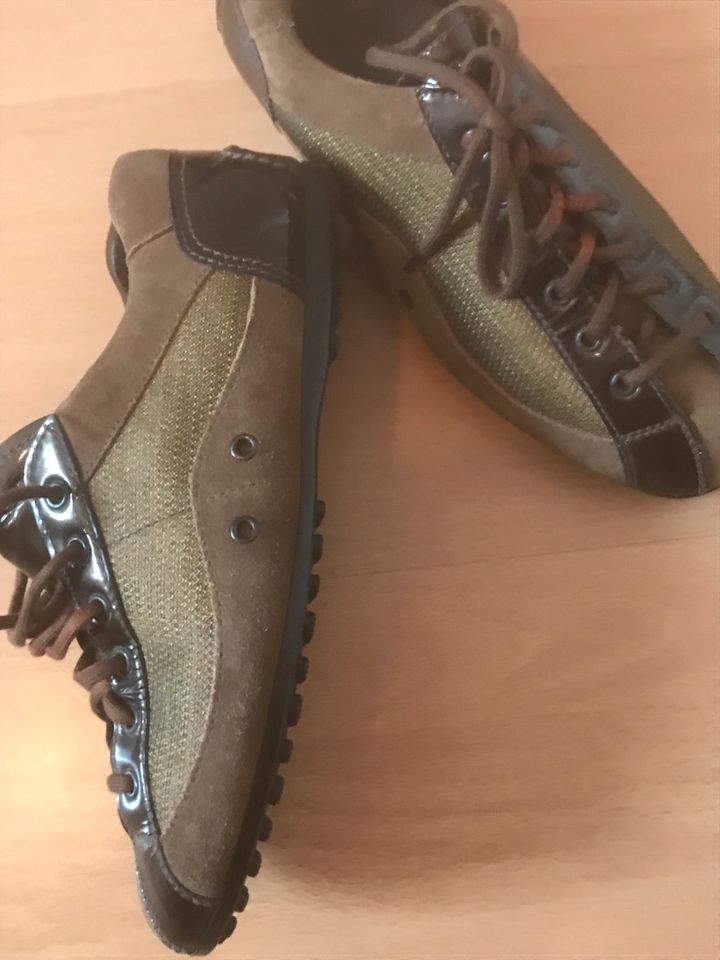 Original Damen Prada Sneaker in 39.gr in Stuttgart