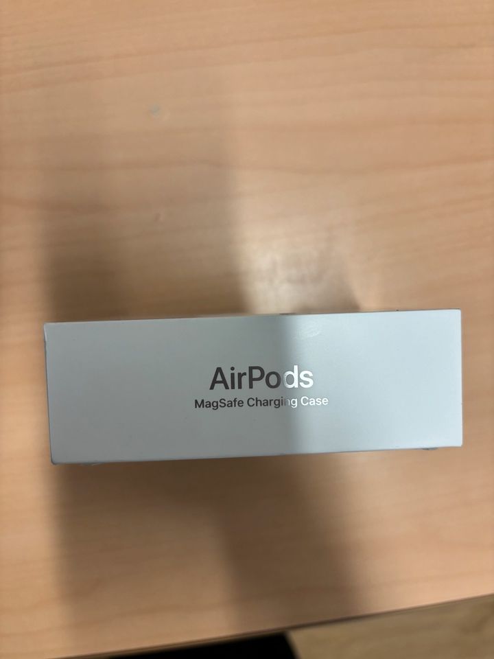 Apple AirPods 3.Gen MagSafe in Ulm