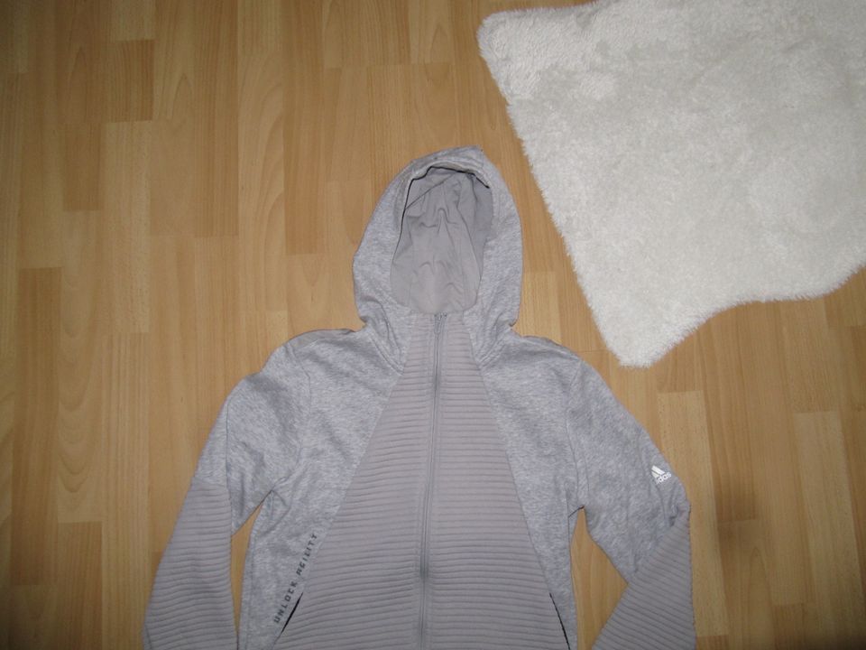 Adidas Trainingsjacke/Hoodie UFB Gr.164 Grau in Hamburg