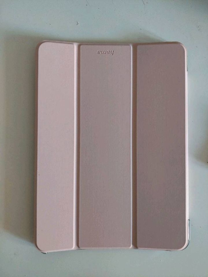 Booklet Cover Klapphülle rosa für iPad Air 2022 neu und unbenutzt in Glienicke/Nordbahn