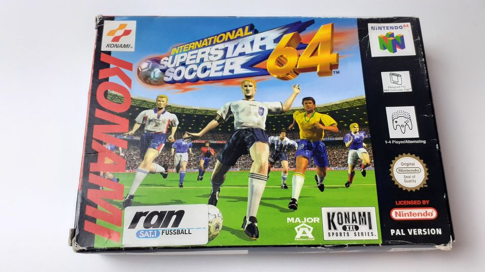 N64 International Superstar Soccer 64 in OVP + Anleitung in Maßbach