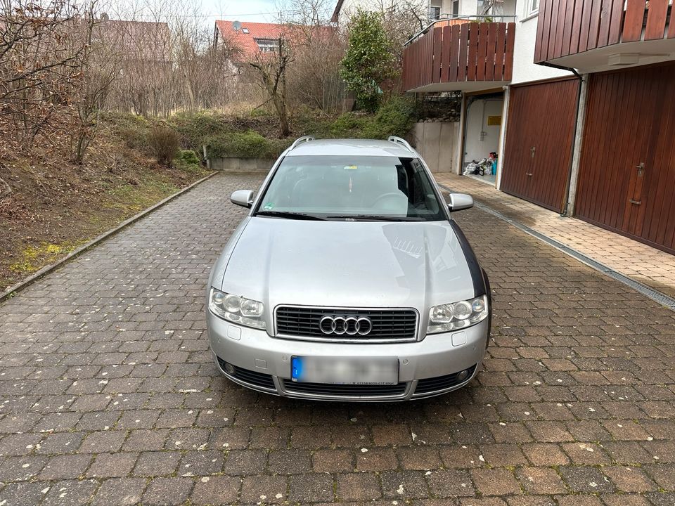 Audi A4 B6 2002 in Schwieberdingen