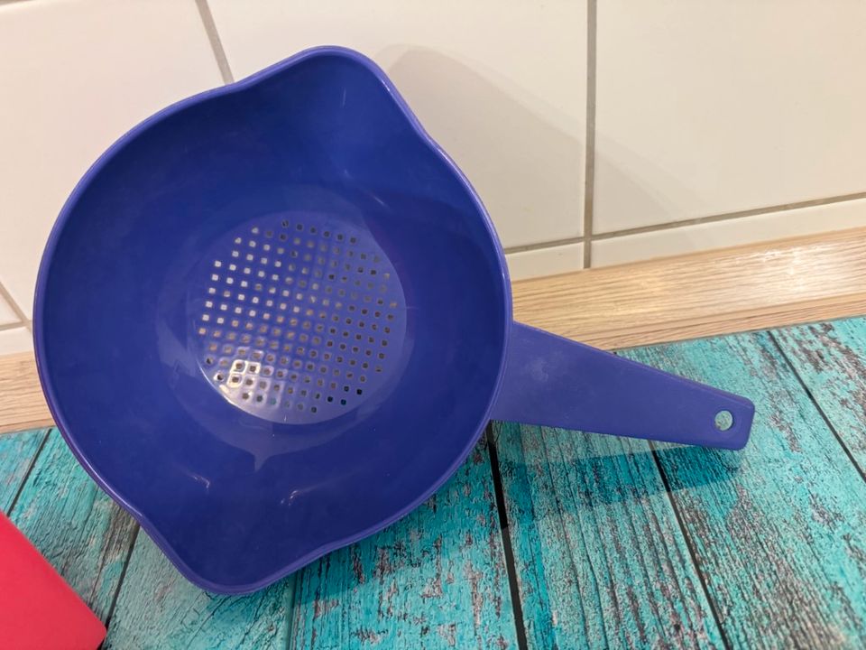 Tupperware Dosen Paket 4 Sieb in Herne