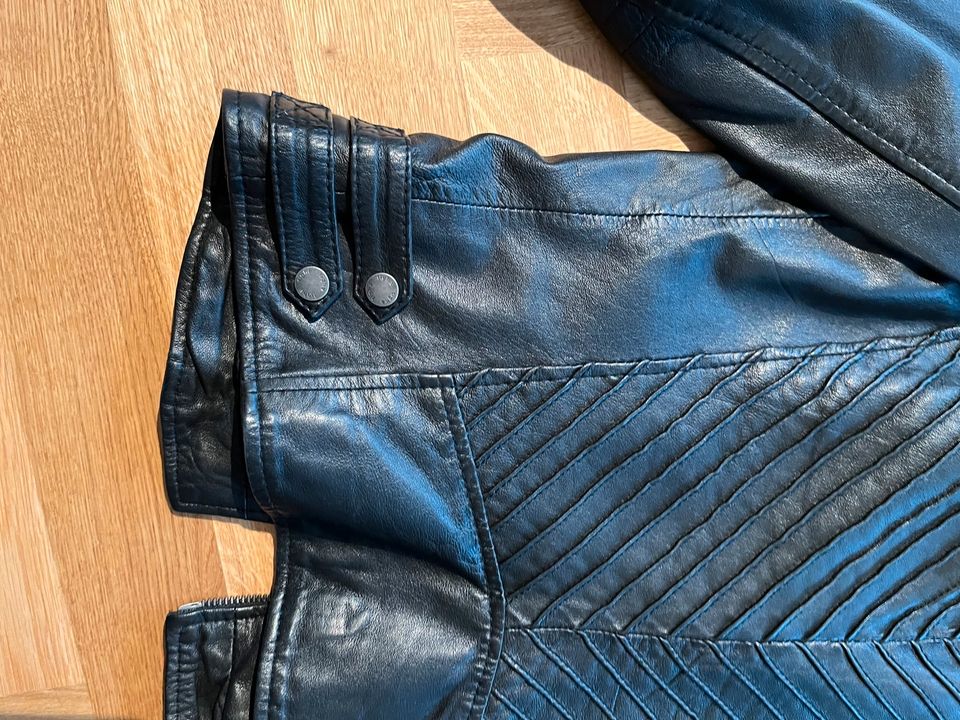 Tolle Designer Lederjacke Damen Größe L -schwarz- in Baden-Württemberg -  Laupheim | eBay Kleinanzeigen ist jetzt Kleinanzeigen