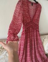 Kleid mit hübschem Muster Hessen - Steinbach Vorschau