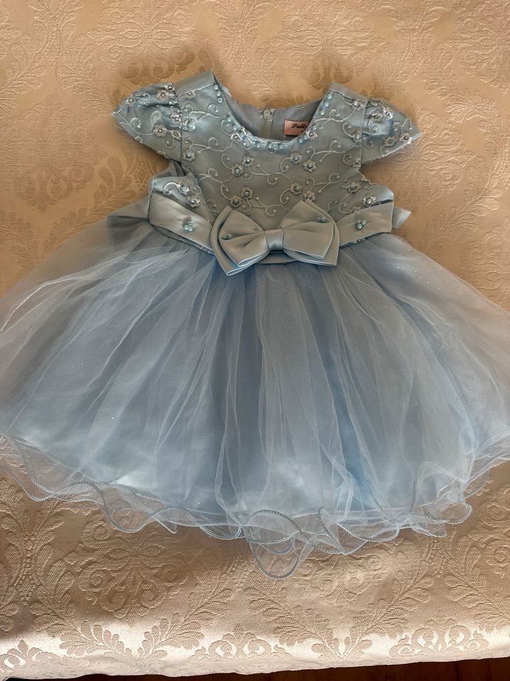 Kinder Kleid in Mylau