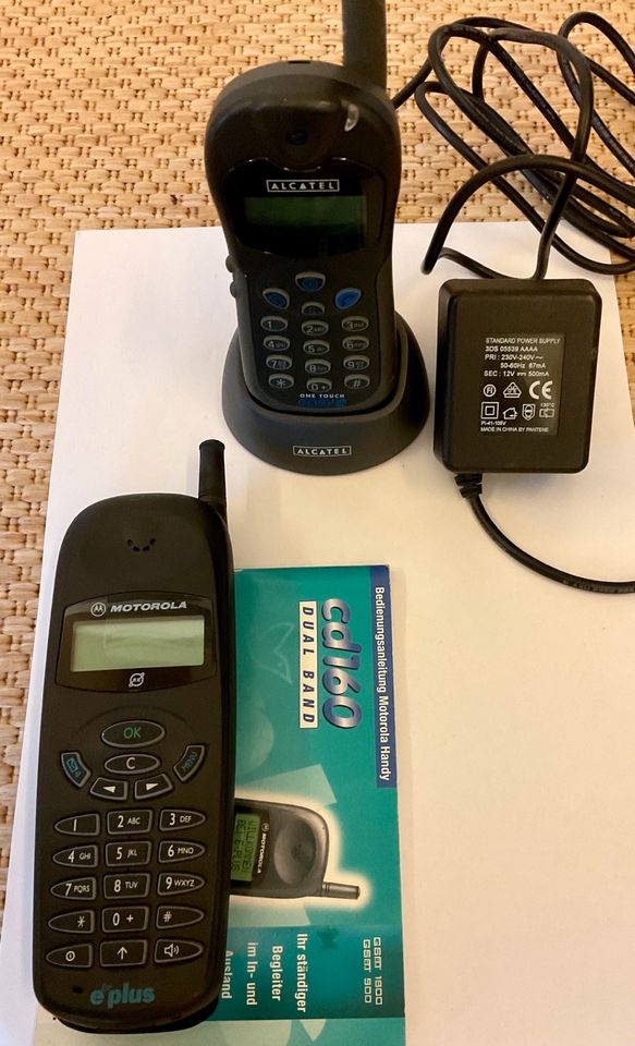 Tyranny vælge overtale Motorola CD - 160 Dual Band Handy in Sachsen - Flöha | Motorola Handy  gebraucht kaufen | eBay Kleinanzeigen ist jetzt Kleinanzeigen