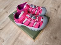 KEEN NEWPORT Outdoorsandalen Schuhe Fuchsia Gr. 32/33 NEU Wuppertal - Ronsdorf Vorschau