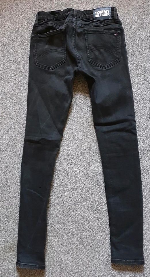 Jeans Super Skinny (Tommy Hilfiger, Gr. 152 cm) in Hamburg