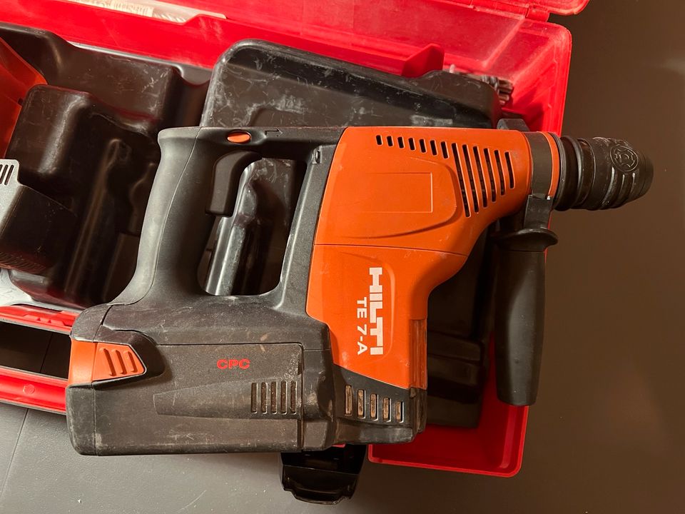 Hilti Set, Akku Kreissäge WSC 70 + Akku Bohrmaschine TE 7-A in München