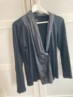 Oberteil Marc Cain 42 schwarz Shirt Sweatshirt edel Business Baden-Württemberg - Heidelberg Vorschau
