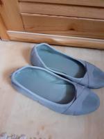 verkaufe Ballerinas, grau, gr. 37, wenig getragen, für 2euro Kr. Passau - Passau Vorschau