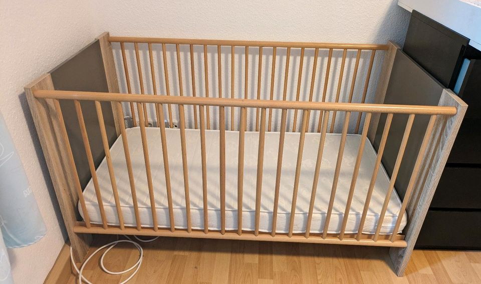 Ikea Babybett Kinderbett Sundvik 70x140 inkl. Matratze in Freiberg