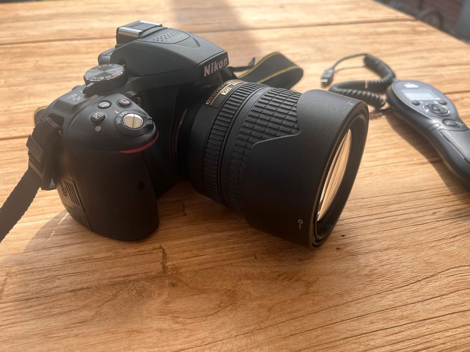 Nikon D5300 Spiegelreflexkamera digital in Delmenhorst