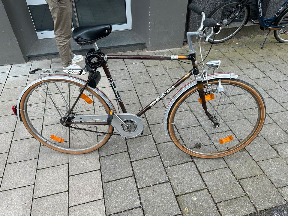 Vintage Fahrrad für Bastler mit Schloss in Osnabrück