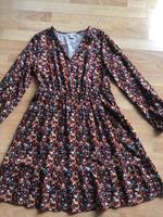 Kurzes Kleid von Manguun , Gr. S/36 Hessen - Poppenhausen Vorschau