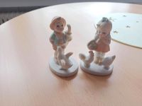 2 schöne Porzellan Figuren Junge und Mädchen 5€ Essen - Essen-Borbeck Vorschau