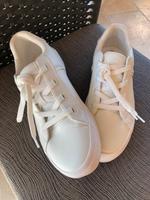 S.Oliver Sneaker weiß Gr.38 neuwertig Bayern - Simbach Vorschau