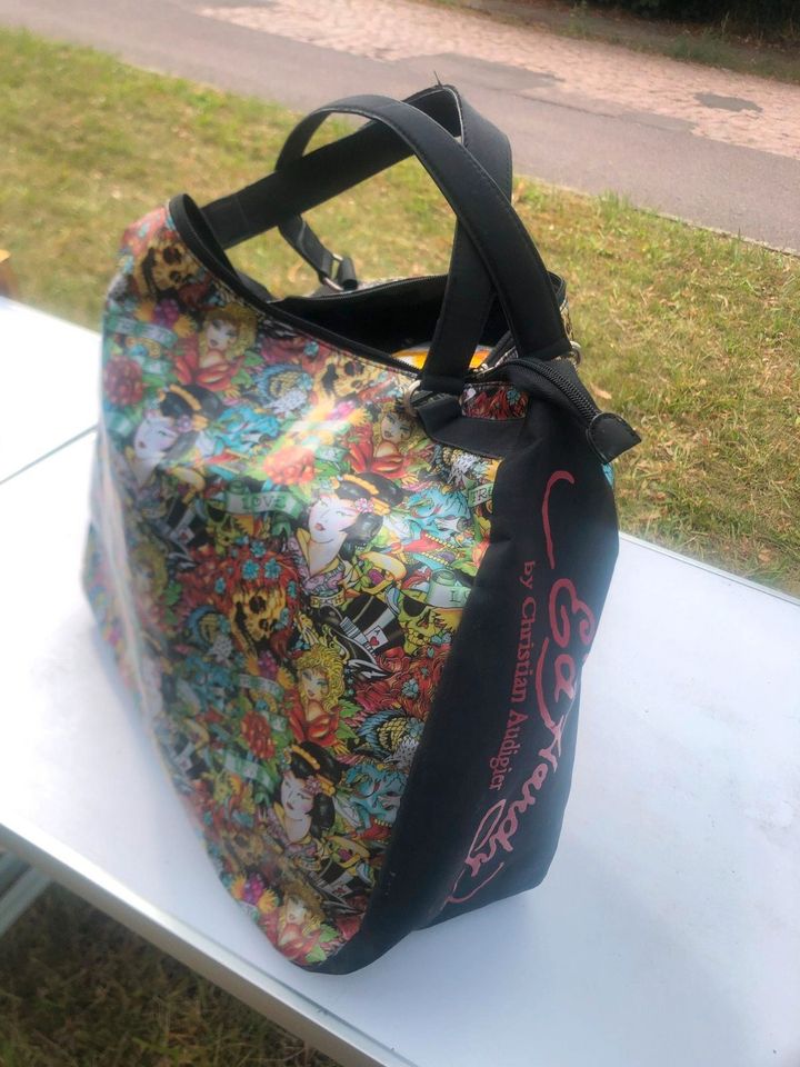 Ed Hardy Tasche.....bunt u noch nie benutzt in Hinsdorf