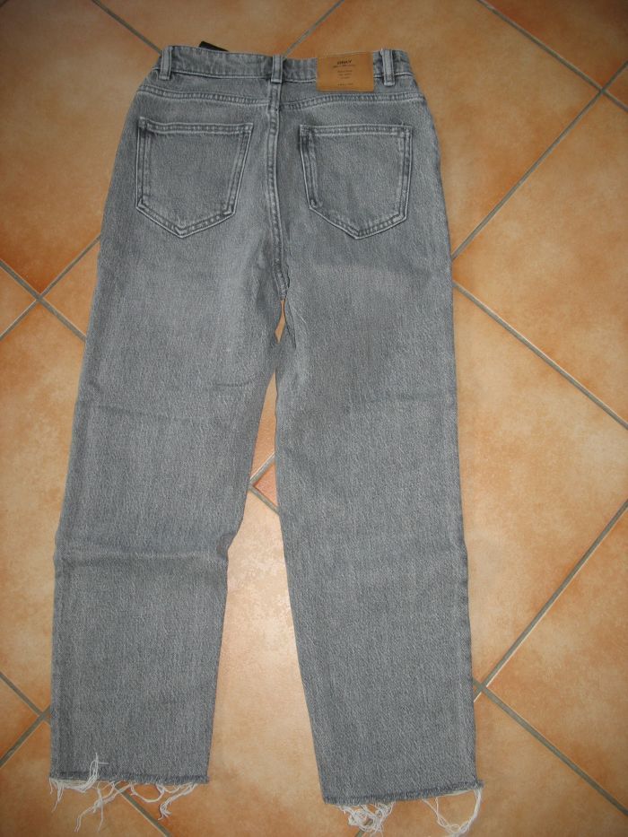 MoMJeans Only 25/30 & 25/32 jede Hose 15 € in Peine