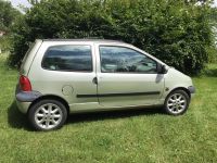 RENAULT TWINGO  2000/ LUXUSAUSSTATTUNG/ AN BASTLER Niedersachsen - Ehrenburg Vorschau