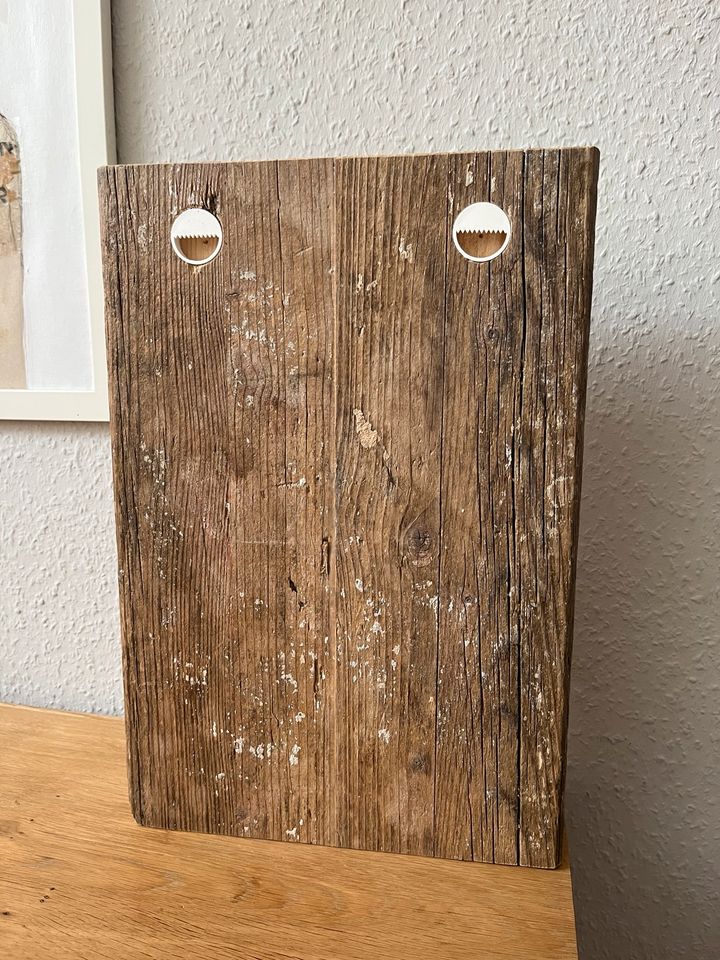 Garderobe Kleiderhaken Vintage Holz Gerüstbohle Hund in Hamburg