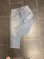 BOSS Sommerjeans 3/4 Länge Gr. M Baden-Württemberg - Volkertshausen Vorschau