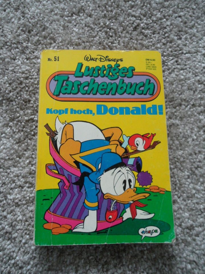 Micky Maus Donald Duck lustige Taschenbücher Comics in Berlin