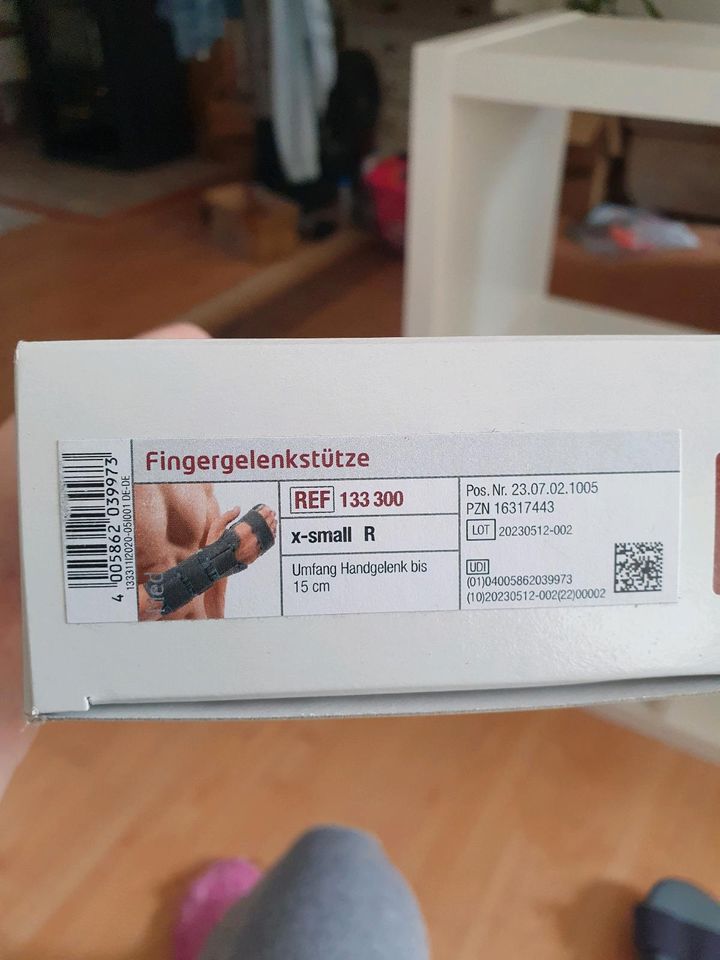 Handbandage, Fingergelenkstütze neu in Altenglan