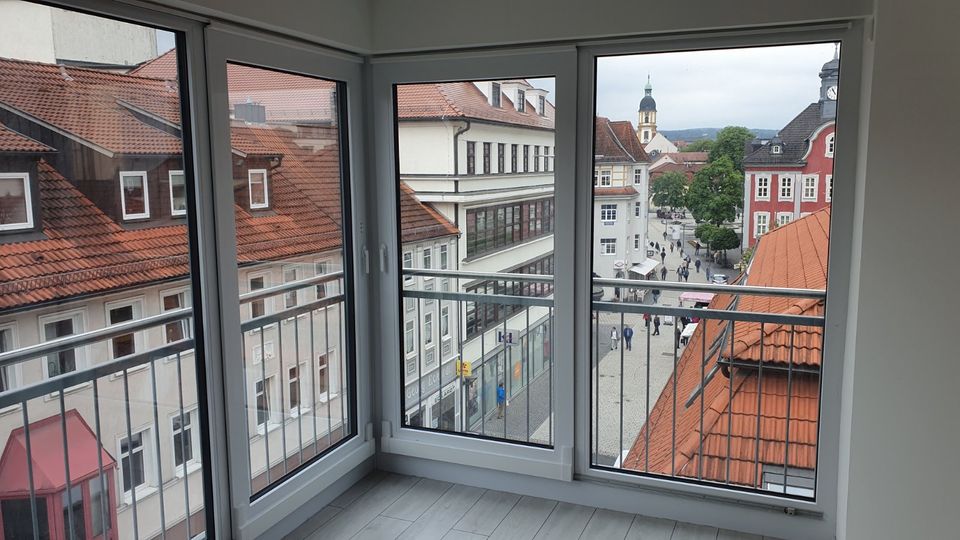 2 Raum Wohnung mit Dachterrasse im Zentrum von Suhl in Suhl