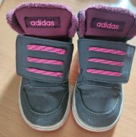 Mädchen (Adidas Schuhe Größe 25) Wuppertal - Barmen Vorschau