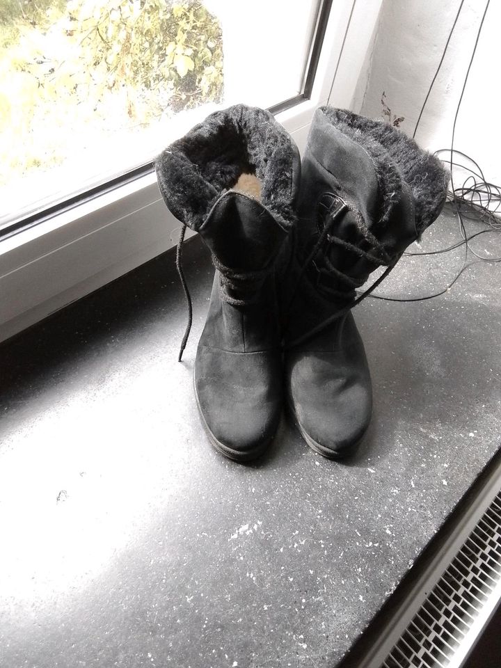 Flauschige Winter Stiefel von Rohde, Gr 39 warm, schwarz in Lienen