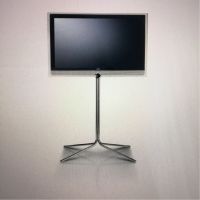 Loewe Connect 26 SL TV Fernseher Floor Stand Standfuß GESUCHT! Nordrhein-Westfalen - Velbert Vorschau