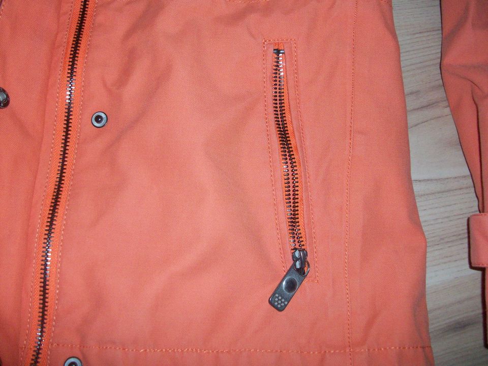 Killtec Funktionsjacke/Outdoorjacke orange Gr.38/S Maße lesen in Berlin