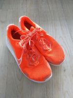 Schuhe neon orange Gr. 36 Nike Brandenburg - Geltow Vorschau