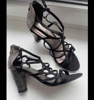 Marco Tozzi High Heels Riemchen Schuhe Größe 40 neuwertig Nordrhein-Westfalen - Velbert Vorschau