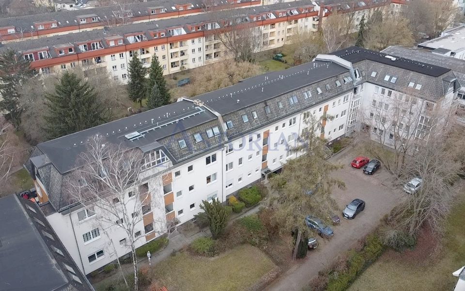 Balkon mit Blick ins Grüne - freie 2-Zimmer-Wohnung im Herzen Nordberlins in Berlin