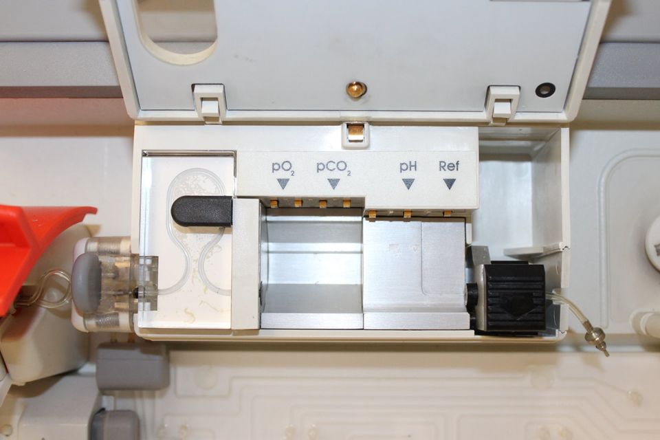 Siemens Rapidlab 248 PH Blutgasanalysegerät  34/117 in Borchen