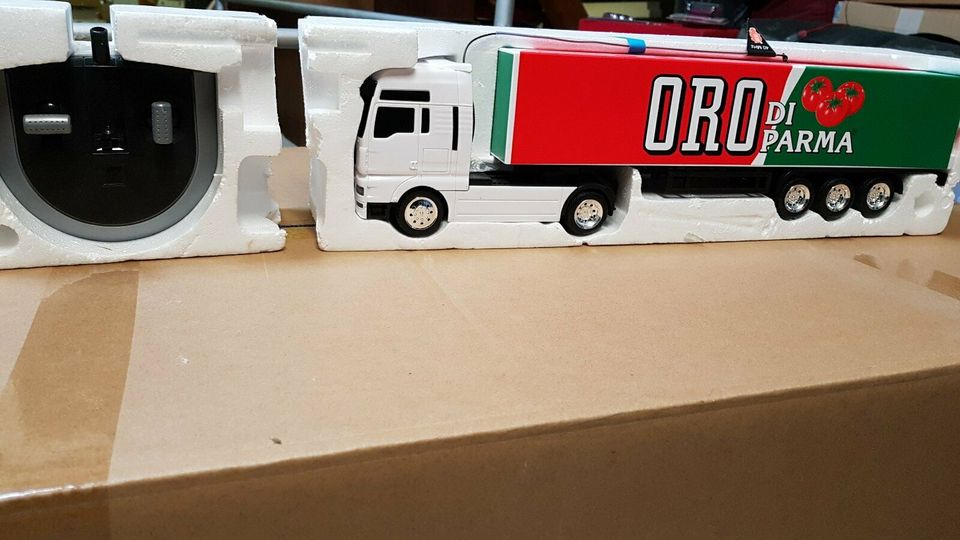 ORO Di Parma RC Truck von Dickie *Neu* in Hadamar
