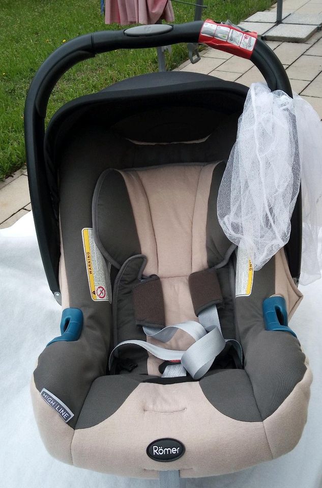 Römer Babyschale Babysafe beige mit Insektenschutz SHR 2  Isofix in Karlsbad