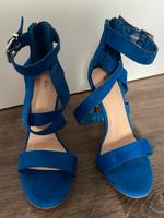 Blaue High Heels Köln - Niehl Vorschau