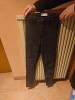 ZARA Jeans XS (ungetragen) Hessen - Biedenkopf Vorschau
