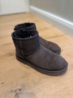 Ugg Boots classic mini II chocolate Nordrhein-Westfalen - Aldenhoven Vorschau