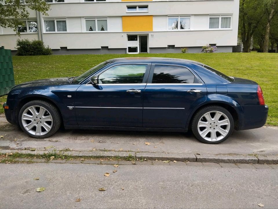 Chrysler 300 c  Notverkauf in Dortmund
