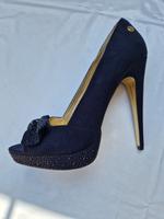 Damen Pumps Gr. 40 5,-Euro plus Versand Nordrhein-Westfalen - Dormagen Vorschau